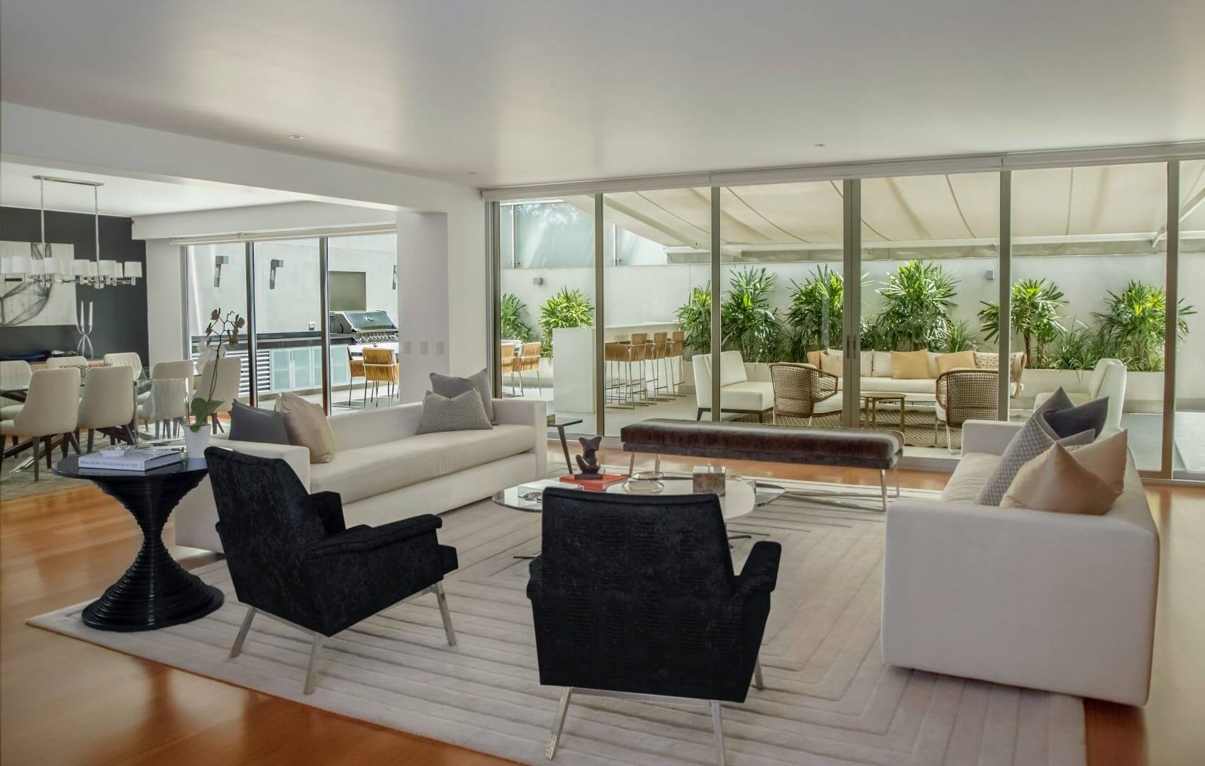 ✨ Vive el Lujo: Piso Exclusivo en Edificio Mercedes Miami con Terraza y Piscina por 800.000 € ✨